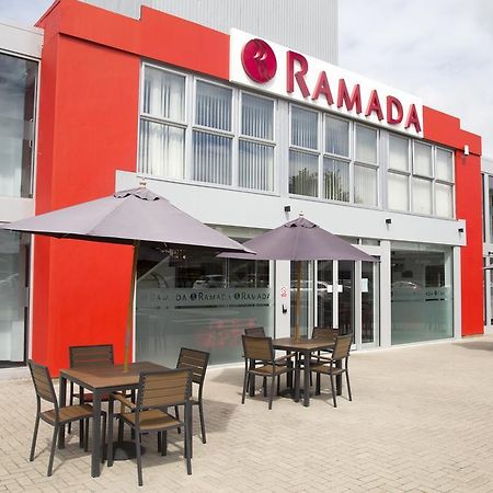 Ramada Milton Keynes Hotel Екстериор снимка
